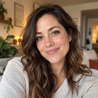 Maya R.